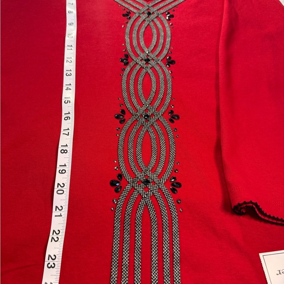 Alfred Dunner Red V Neck Embellished Top three-quarter inch sleeves New - Picture 6 of 8